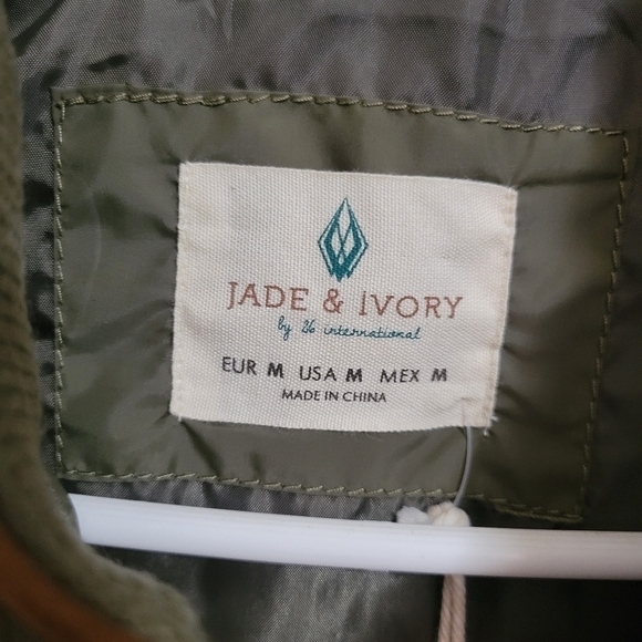 NWT Jade & Ivory By 26 International puffer quilted jacket size medium - Picture 2 of 12